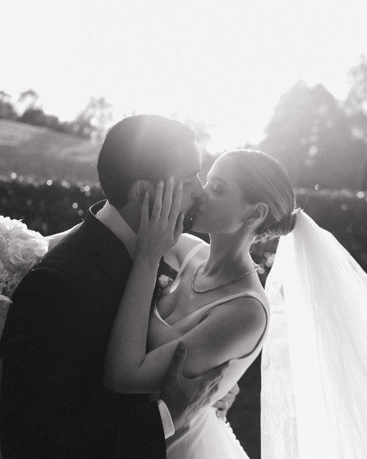 Eduarda & Gabriel - 🇮🇹 Itália ......Fotografia- @odanielsant Vídeo- @araujofilmes Vestido- @ma (1)